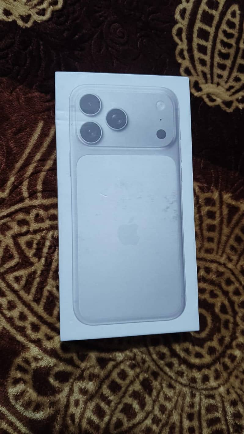 Apple iPhone 17 Pro Max 0