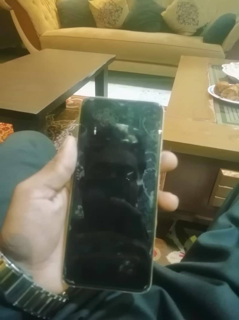 Tecno Spark 10 Pro 0