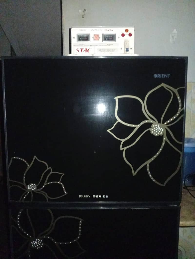 Refrigerator 0