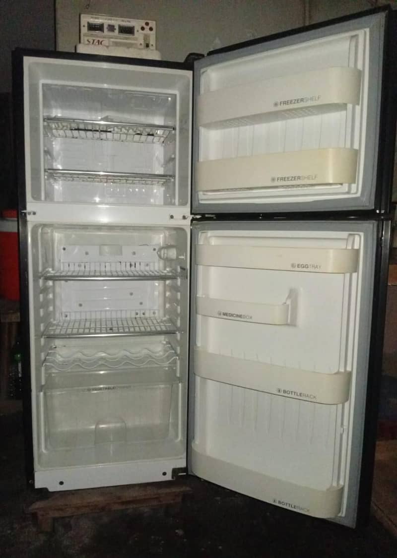 Refrigerator 1