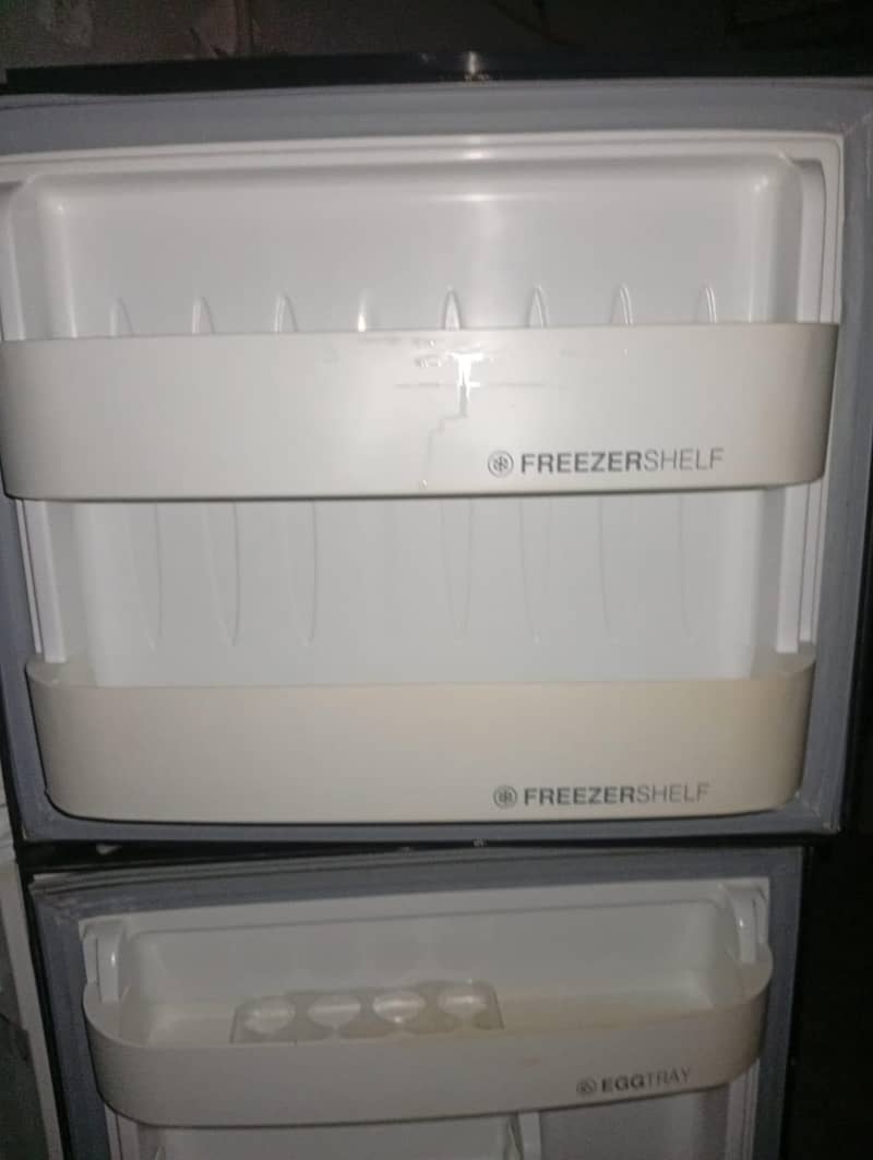 Refrigerator 4