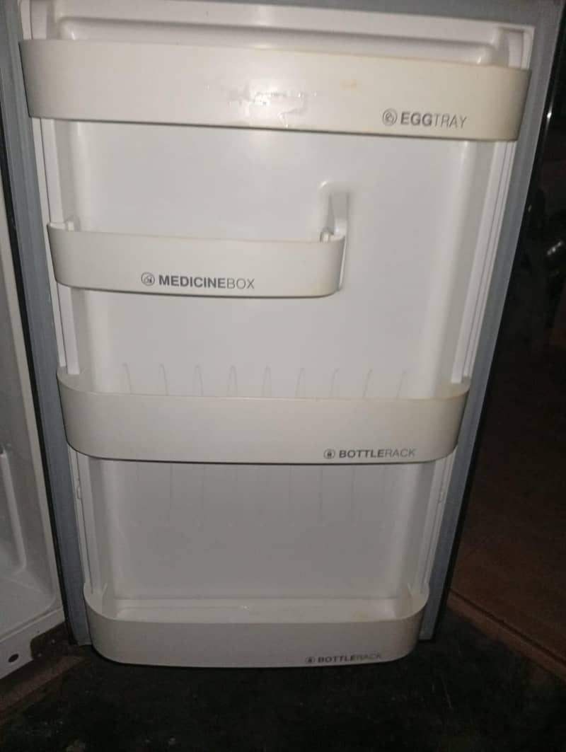 Refrigerator 5