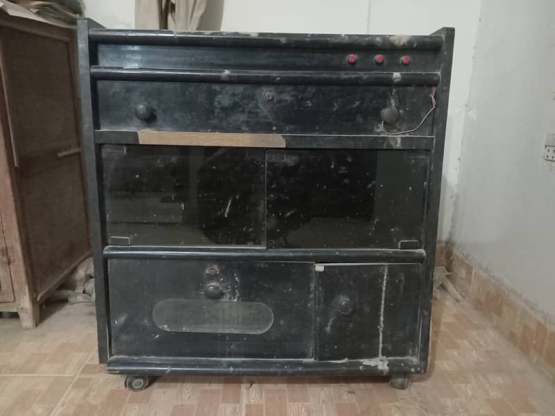 Tv trali 4