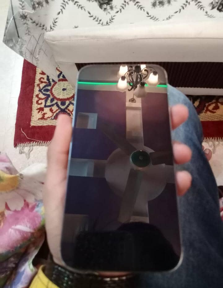 Apple iPhone 14 Pro Max 1