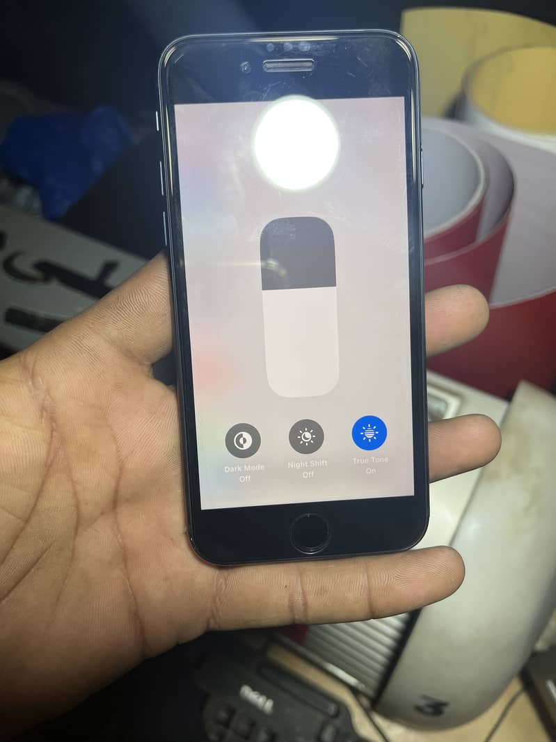 Apple iPhone SE 0