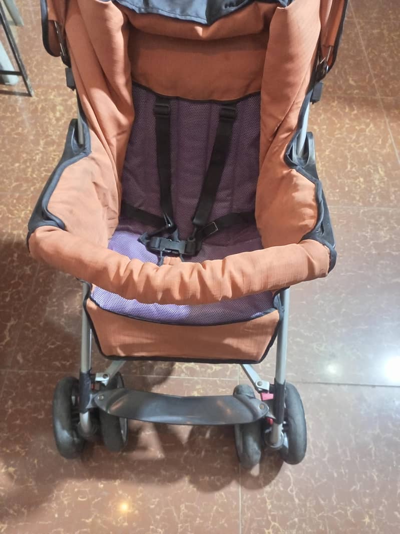 IMPORTED PRAM 4