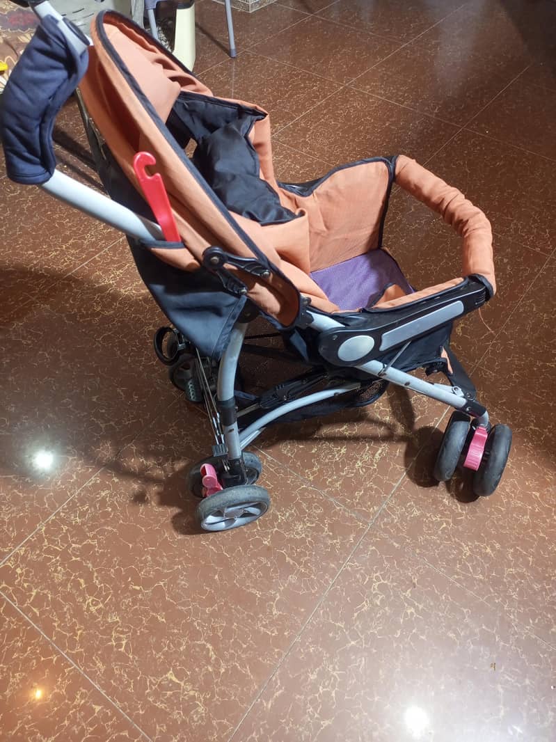 IMPORTED PRAM 6