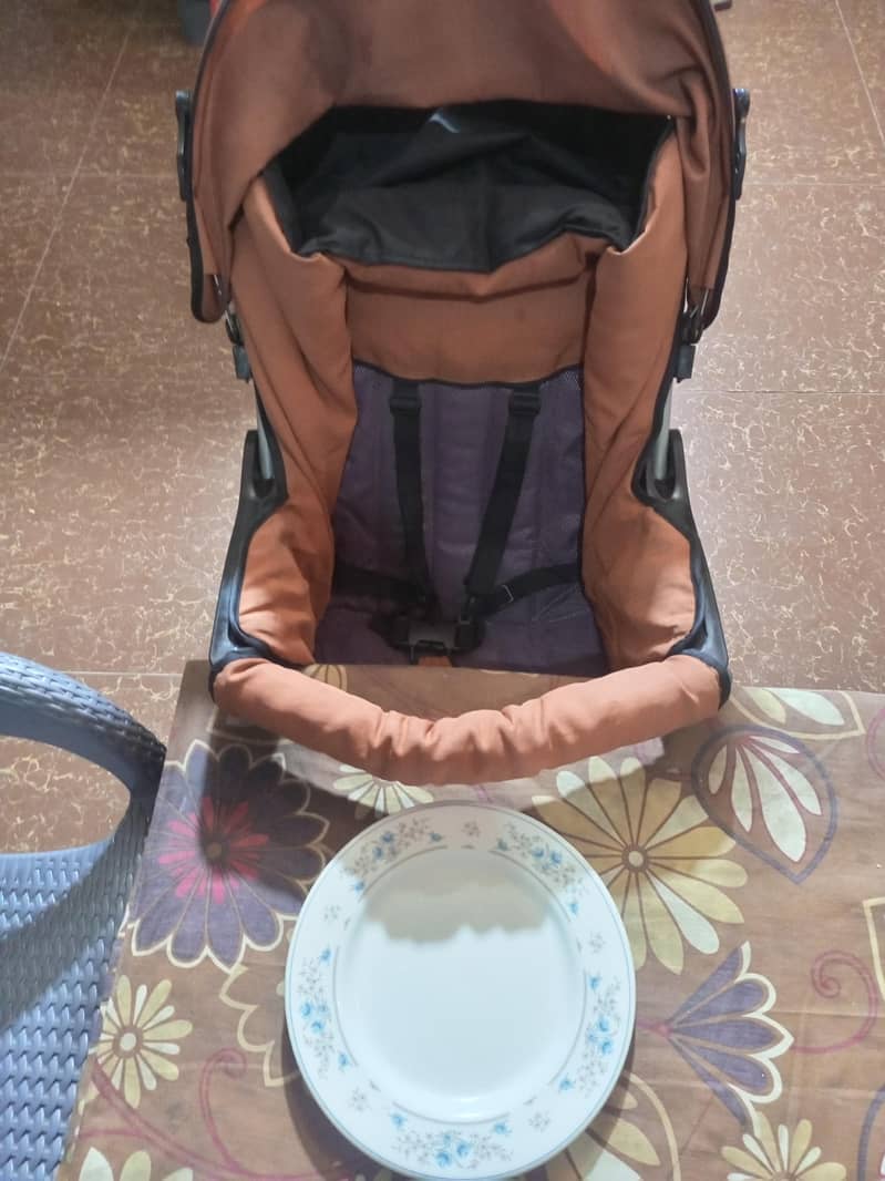 IMPORTED PRAM 8