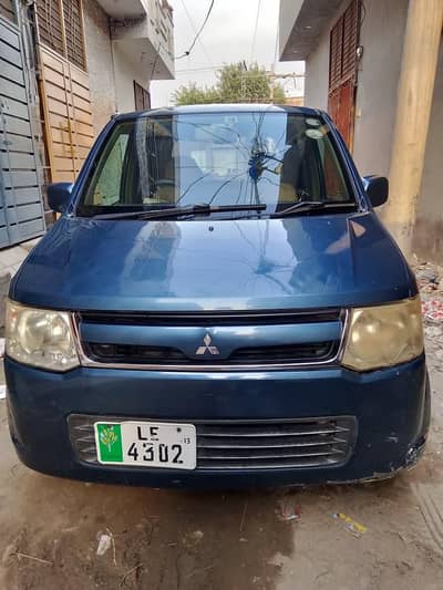 Mitsubishi Ek Wagon 2013