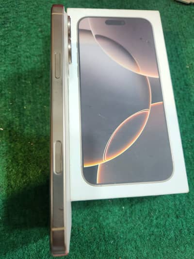 Apple iPhone 16 Pro Max