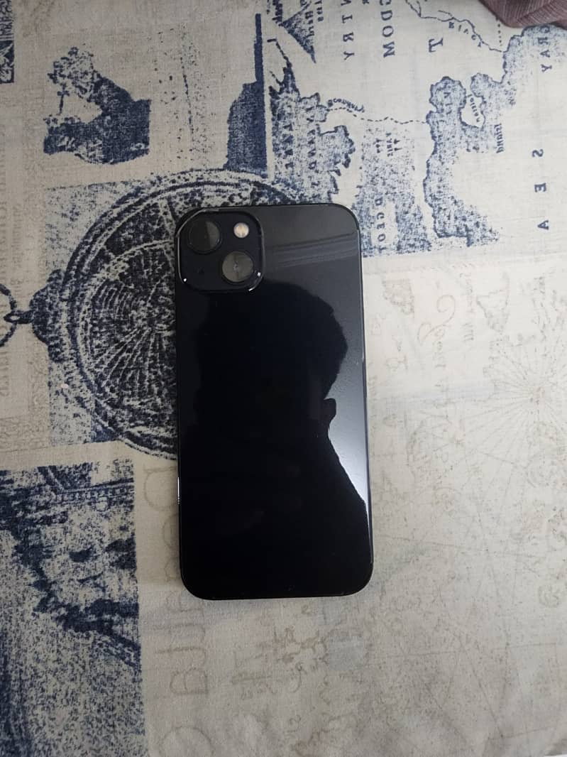 iPhone 13 only box open 1
