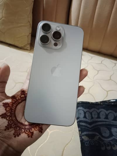 Apple iPhone 15 Pro Max