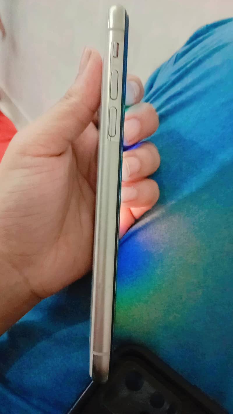 Apple iPhone X 2