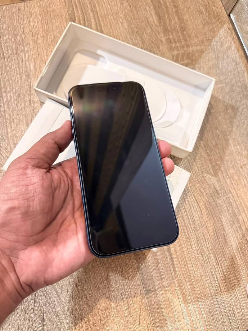 Apple iPhone 17 Pro Max 7
