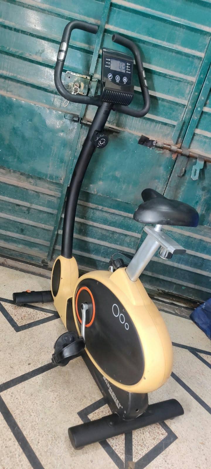 Magnetic Exercise Cycle 10