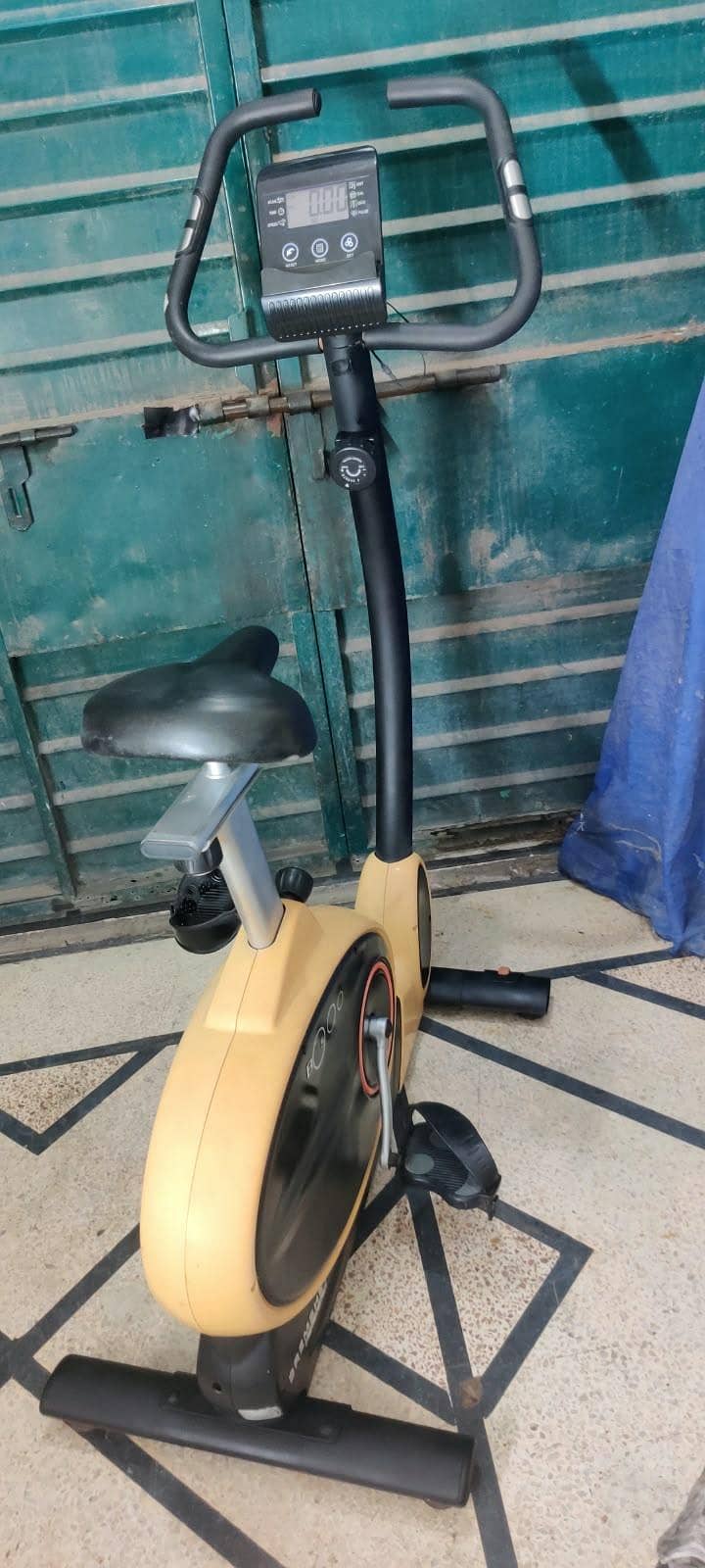 Magnetic Exercise Cycle 12