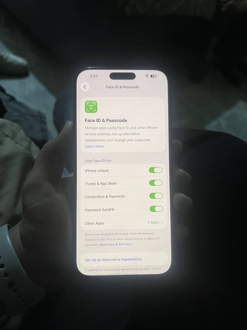 Apple iPhone 16 Pro Max 7
