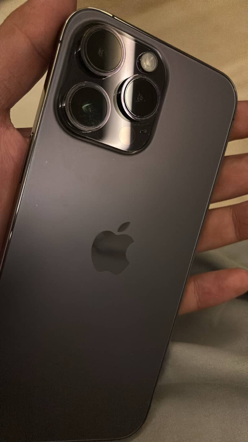 Apple iPhone 14 Pro Max 3