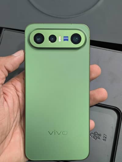 Vivo X300 FE