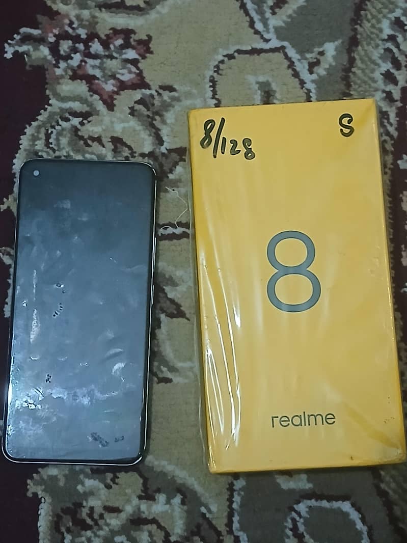 Realme 8 0