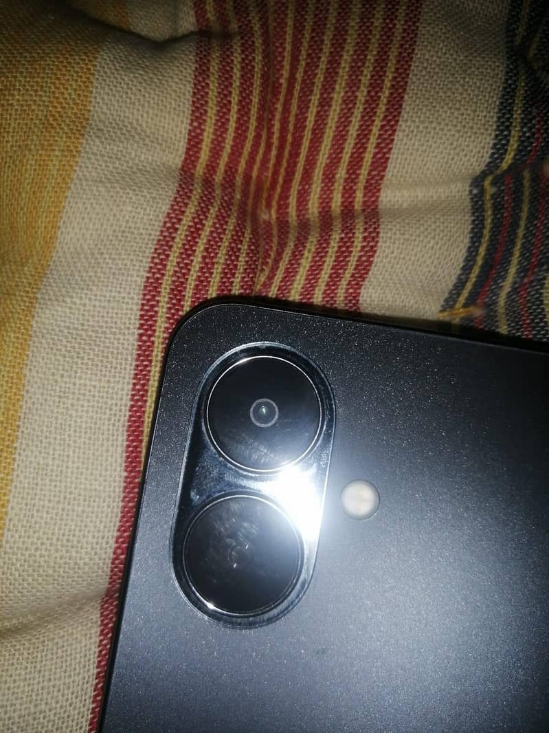 Tecno Spark Go 2 7