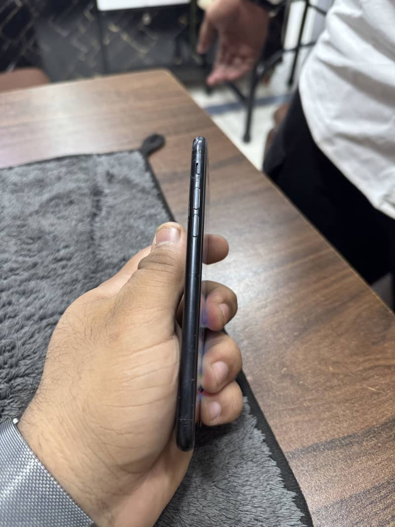 Apple iPhone SE 2