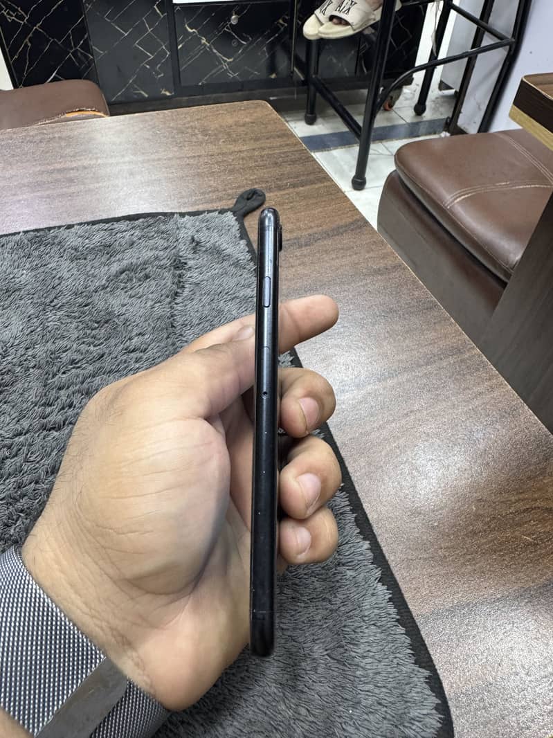 Apple iPhone SE 5