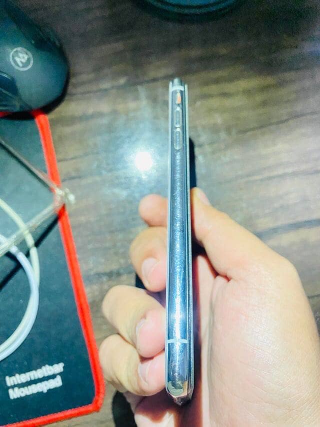 Apple iPhone X 1