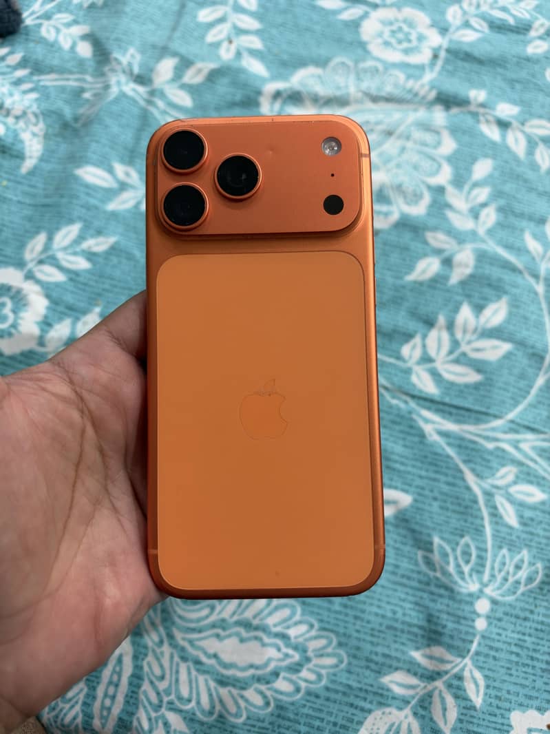 Apple iPhone 17 Pro Max 0