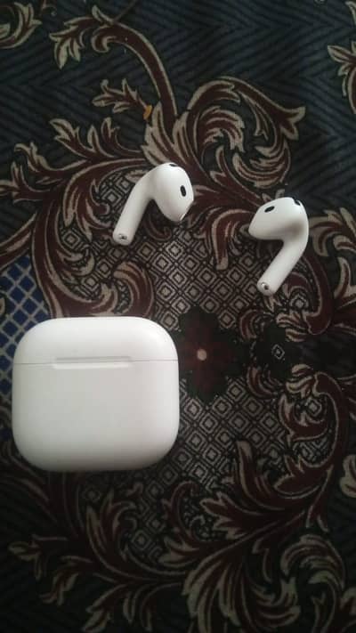 Apple Airpod 4 Perfect Condition.