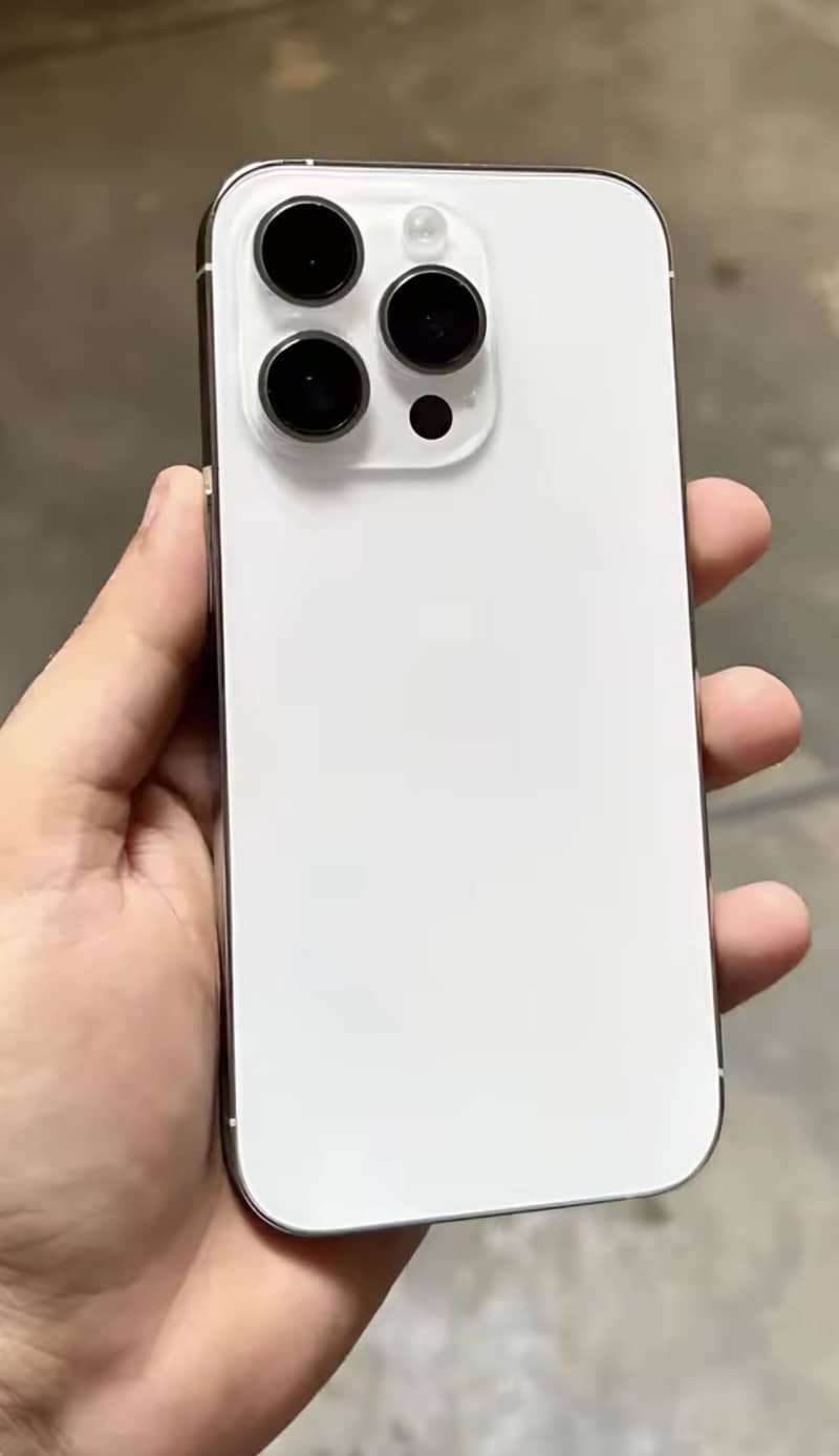 Apple iPhone 14 Pro 0