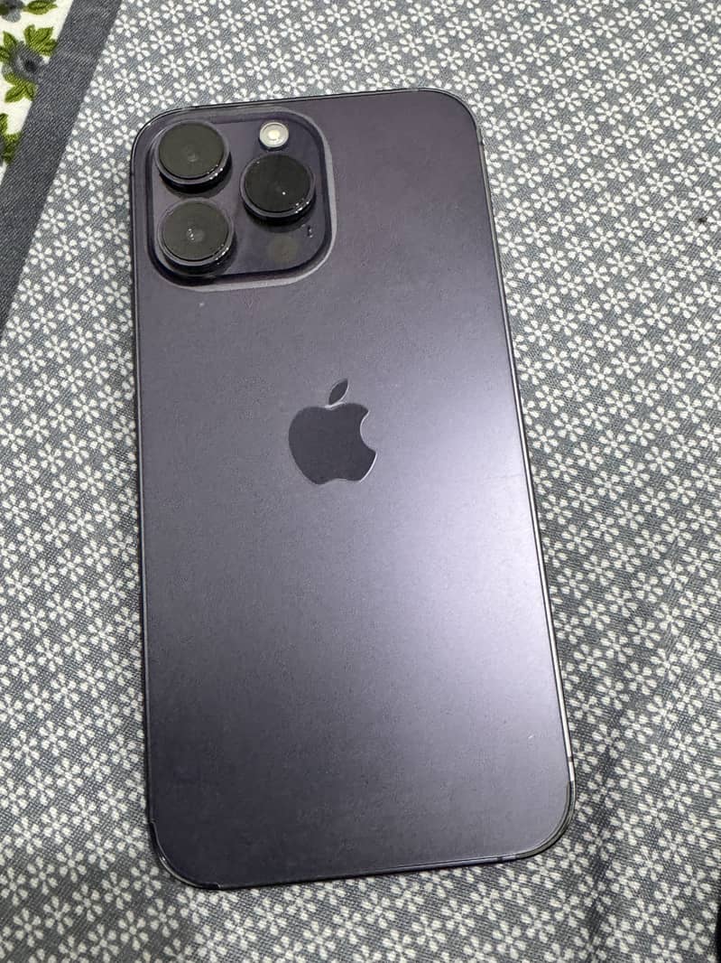 Apple iPhone 14 Pro Max 0