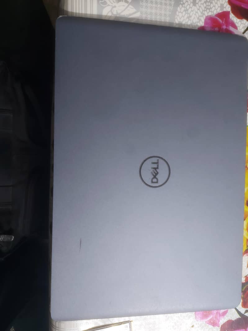 Dell Vostro 2