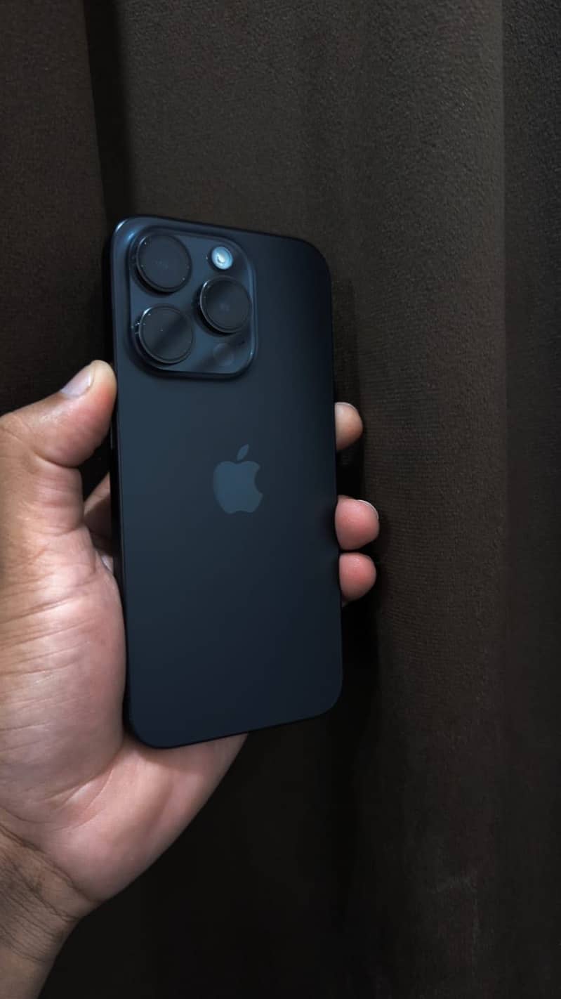 Apple iPhone 15 Pro 8