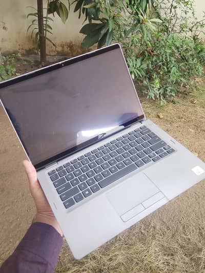 Dell latitude core i5 10th gen touch screen 8/256 SSD
