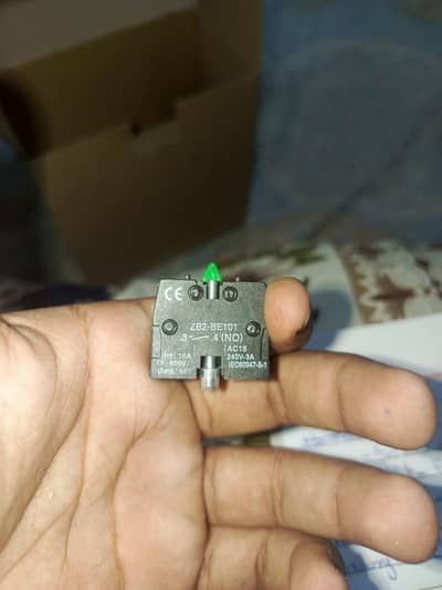 Schneider Electric Auxiliary Contact Block