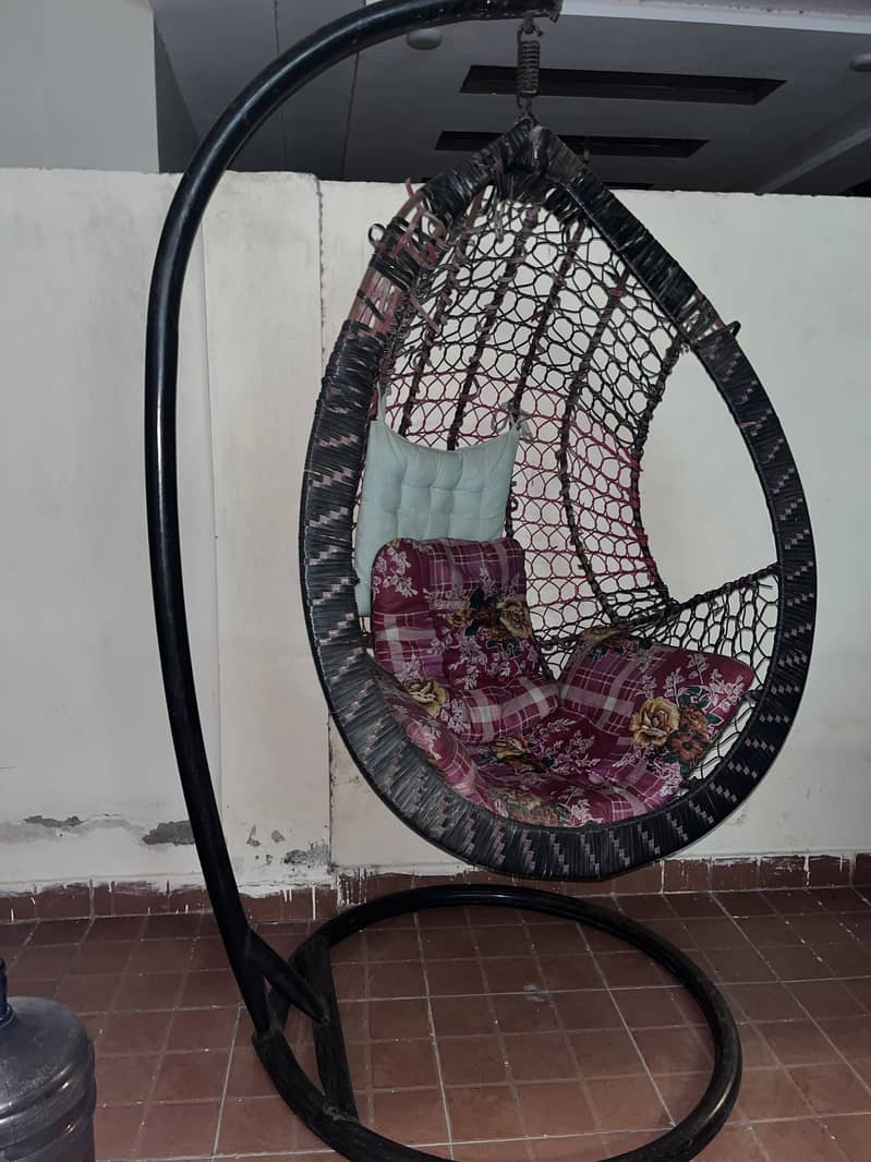 Swing chair 1