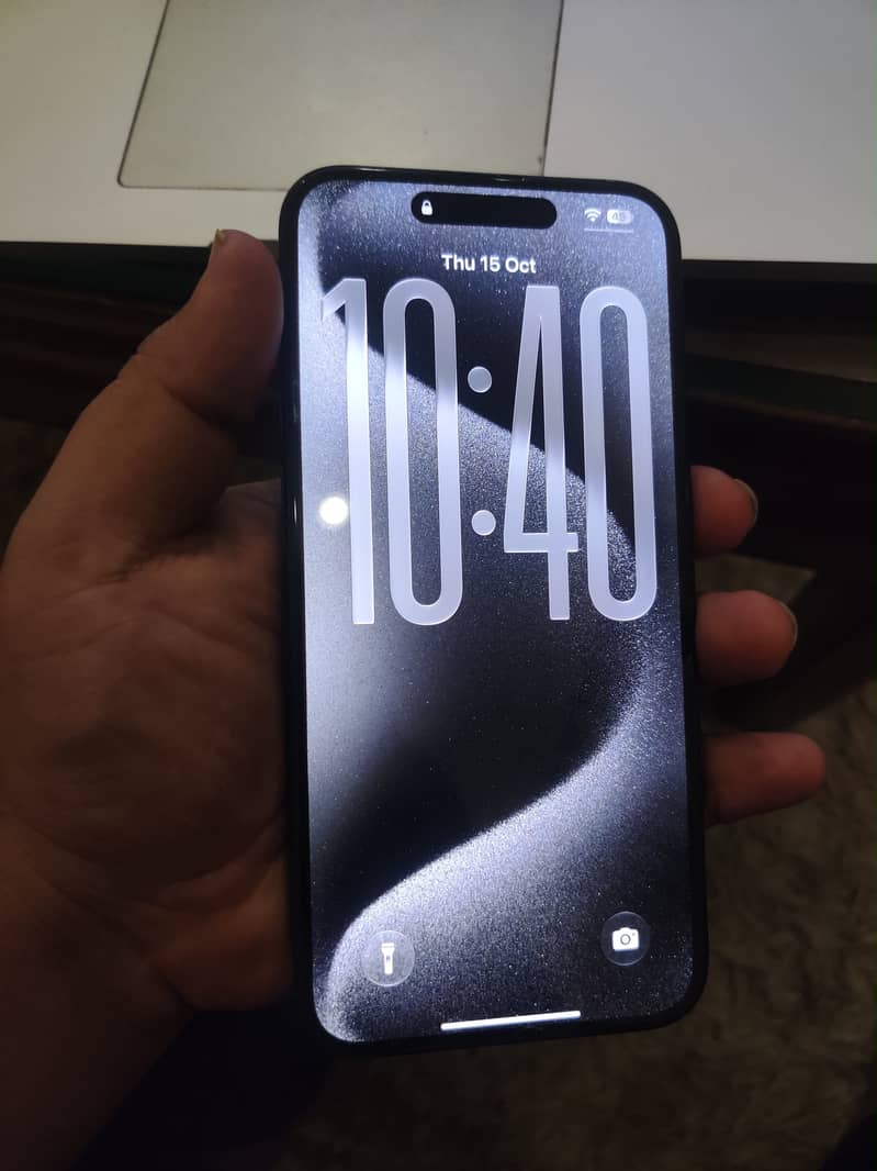 Apple iPhone 15 Pro Max 1