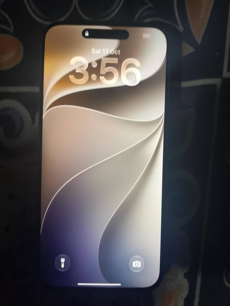 Apple iPhone 15 Pro Max 2
