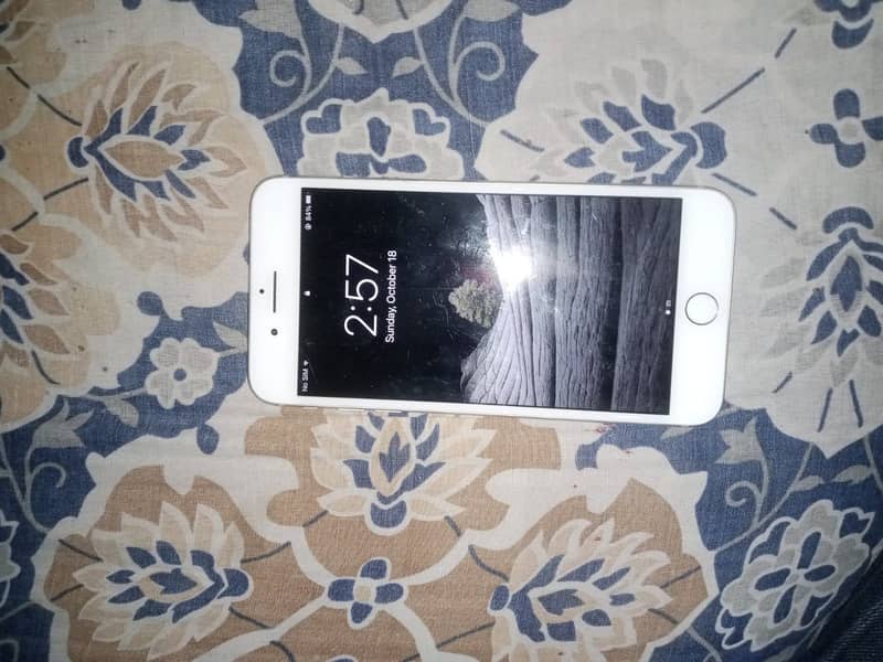 Apple iPhone 7 Plus 2
