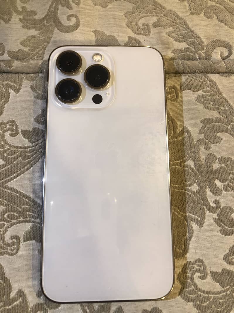 Apple iPhone 13 Pro 0