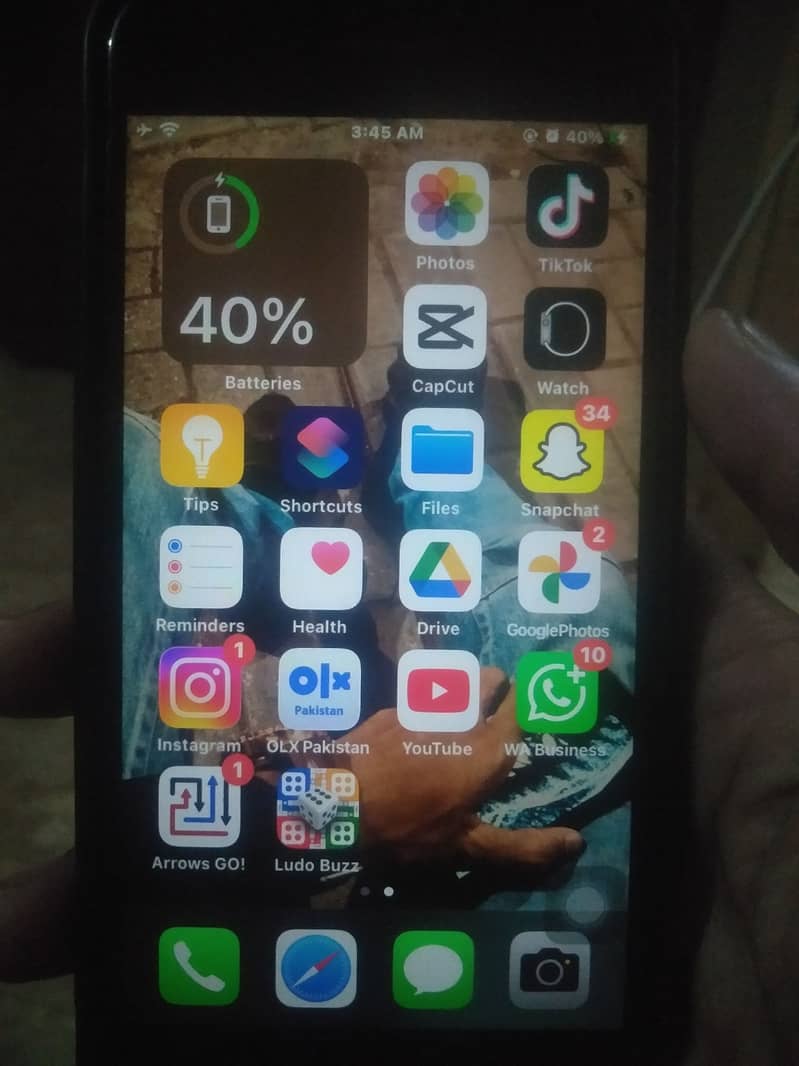 Apple iPhone 7 1