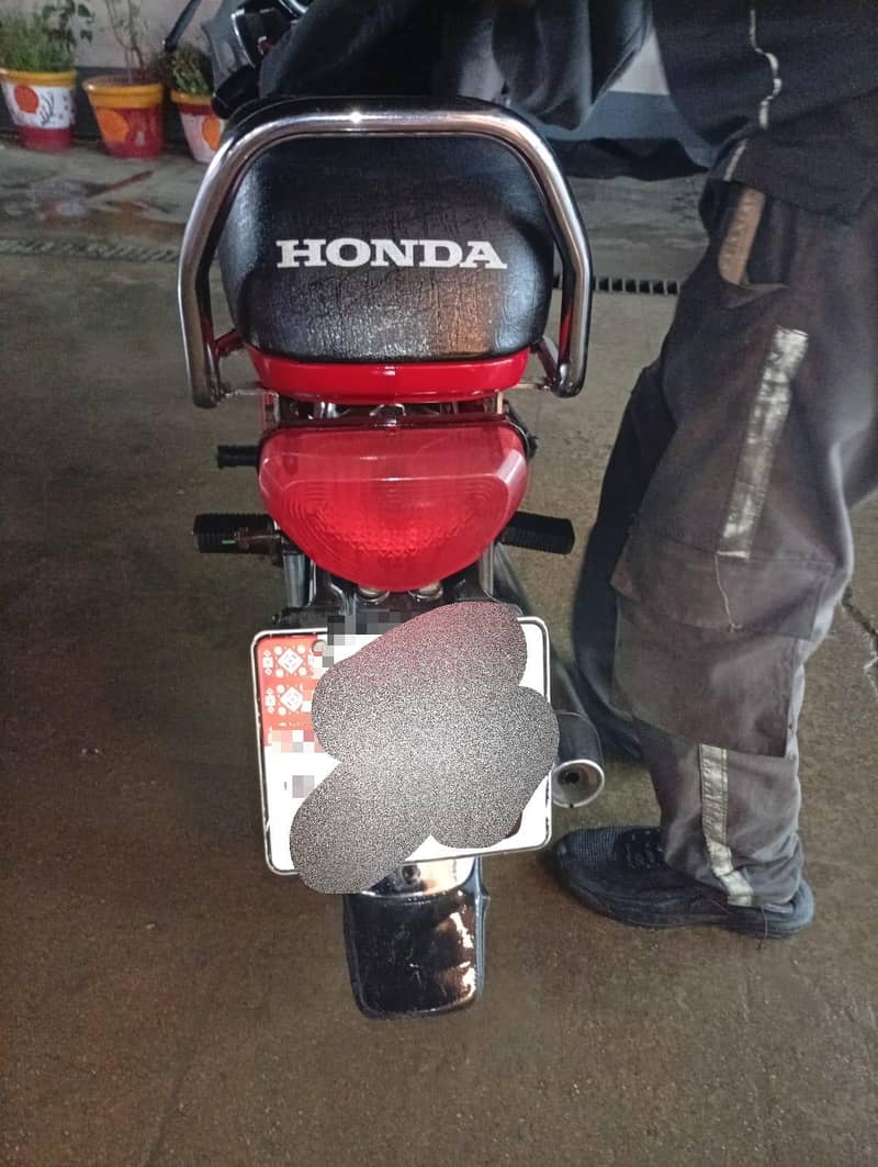 Honda CD 70 5