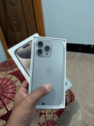 Apple iPhone 15 Pro Max 256 non pta with box
