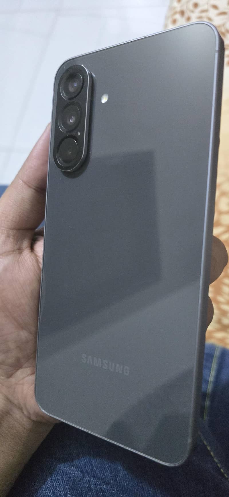 Samsung Mobile A56 0
