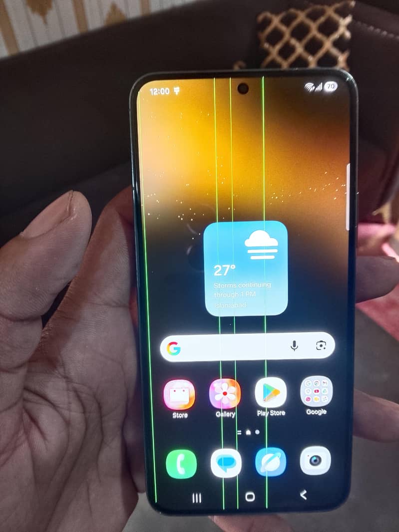 Samsung Mobile S22 3