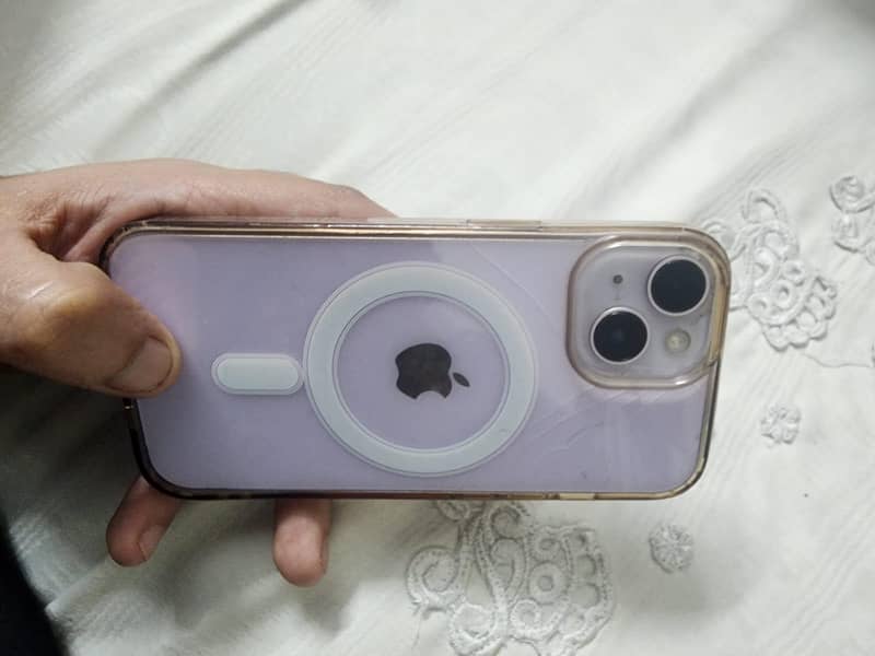 Apple iPhone 14 1