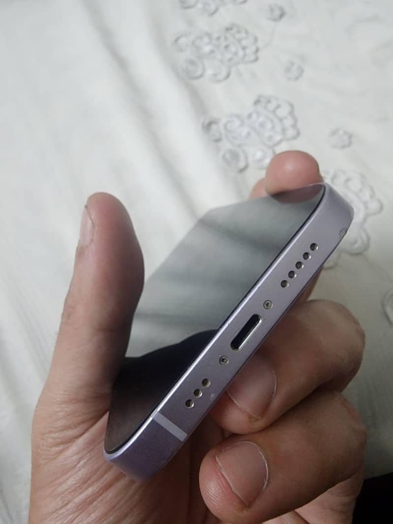 Apple iPhone 14 6