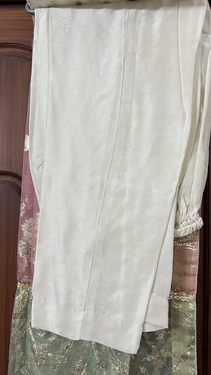 Ivory Custom Made 7