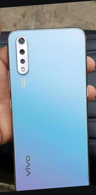Vivo S1